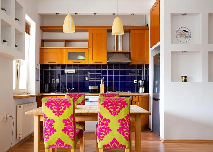 Apartment Ten * Varşova